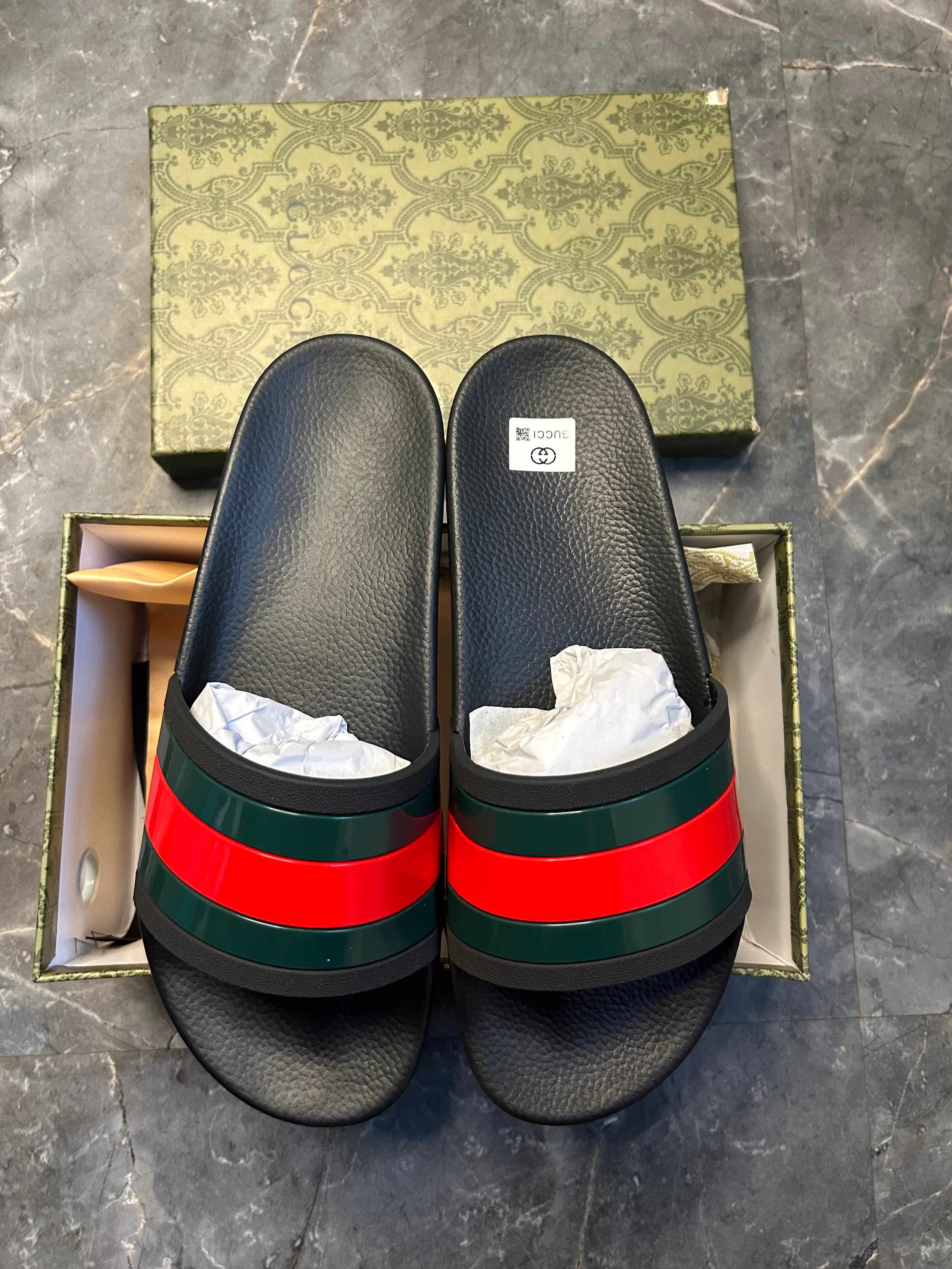 Gucci sliders