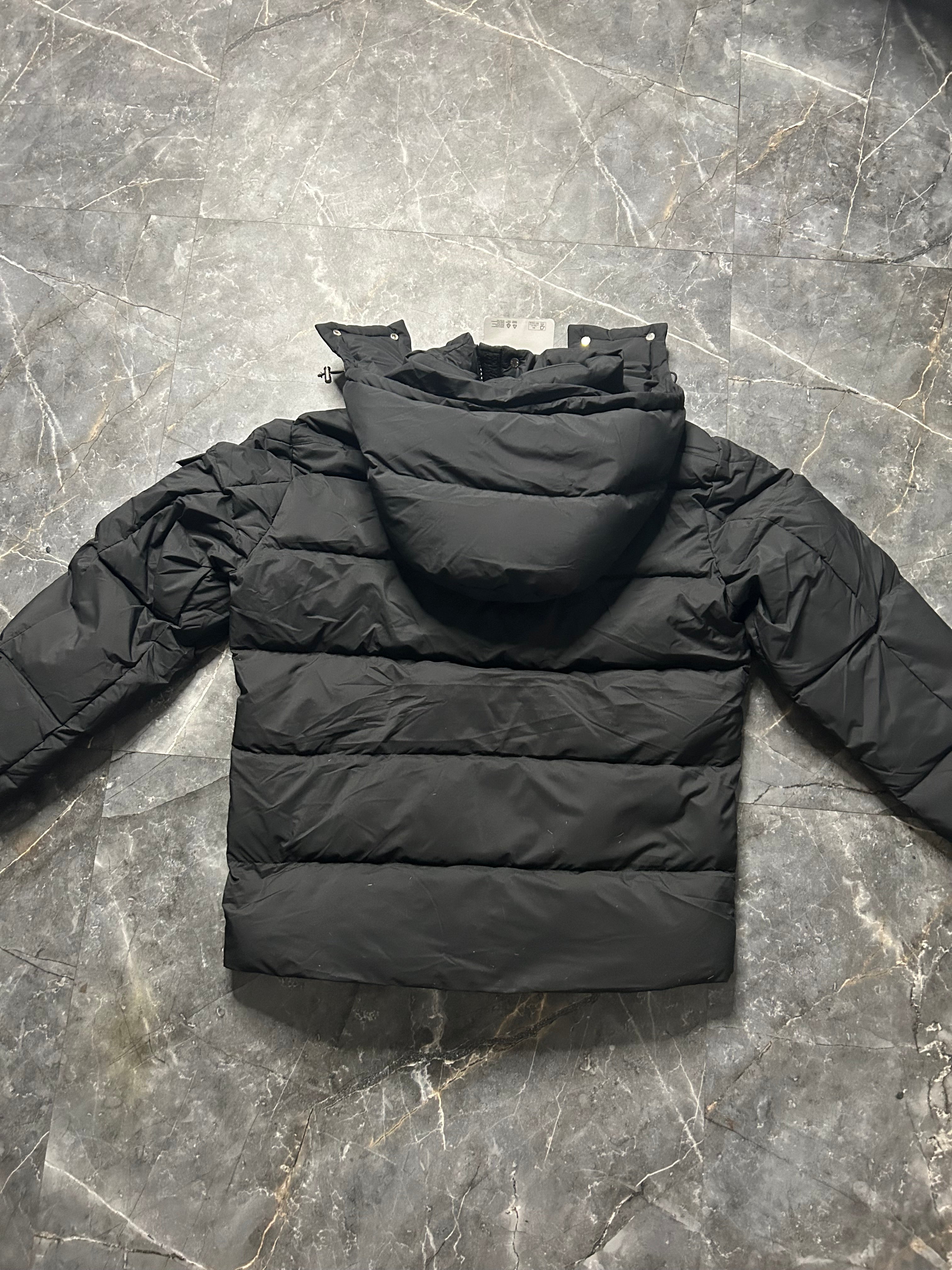 Moncler vezere black