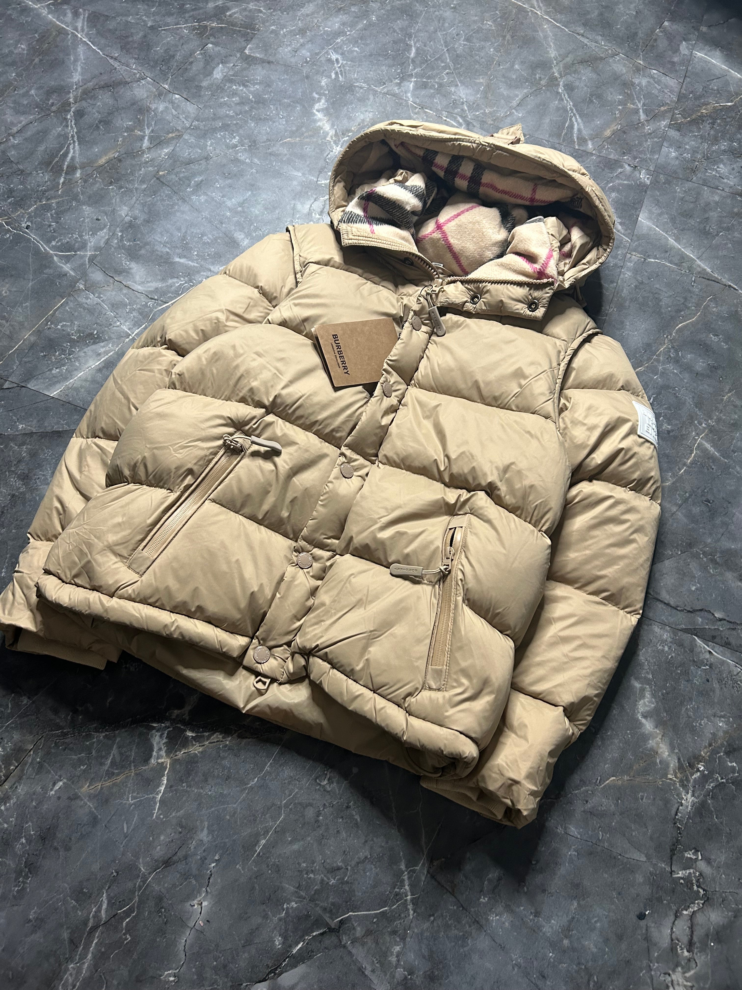 Burberry beige puffer