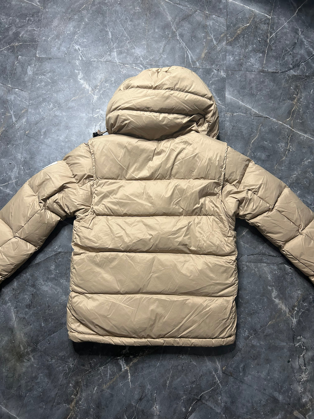 Burberry beige puffer