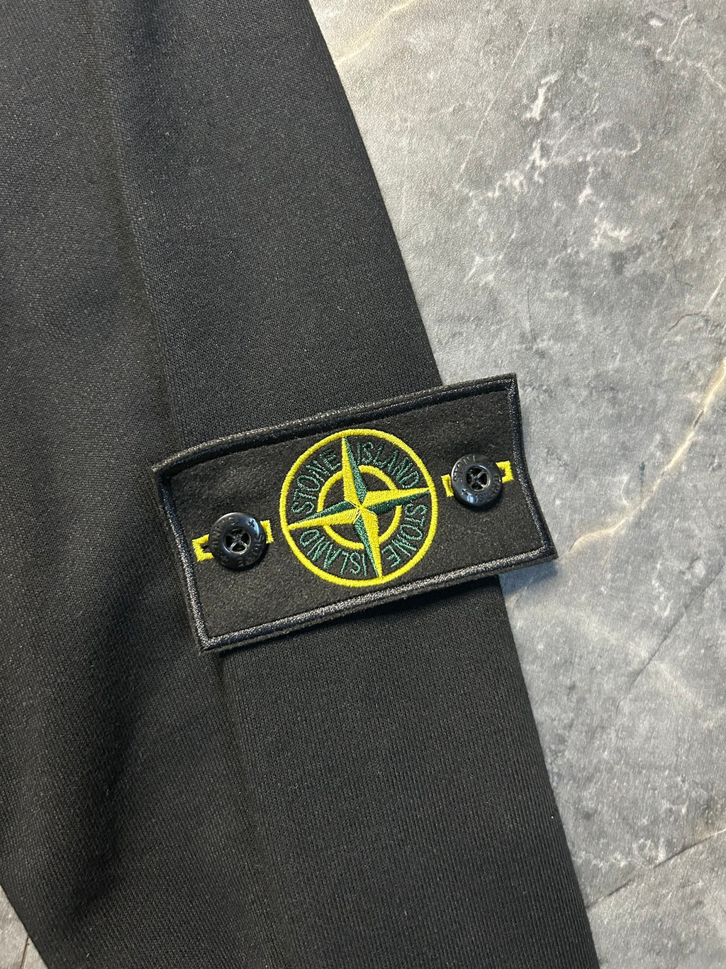 Stone island black crewneck