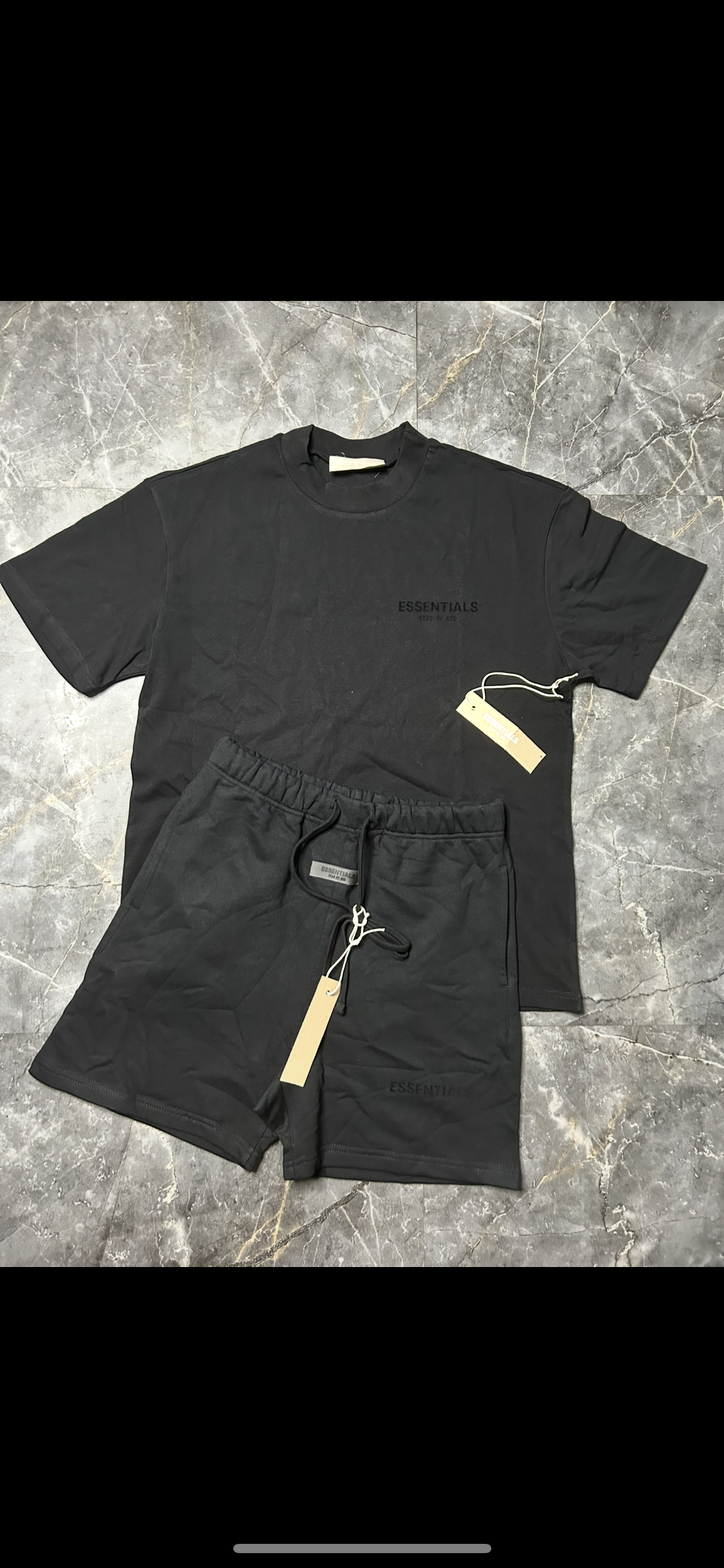 Essentials black set