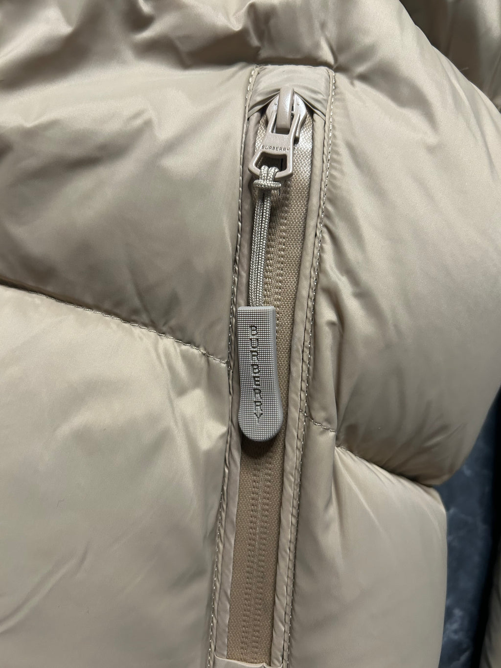Burberry beige puffer