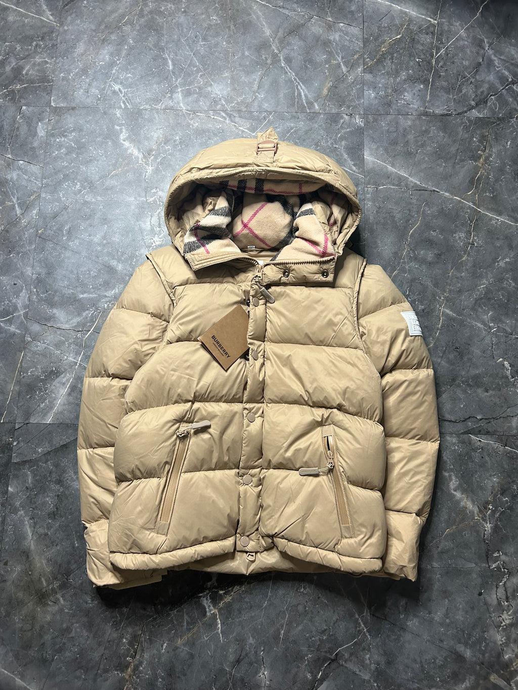 Burberry beige puffer