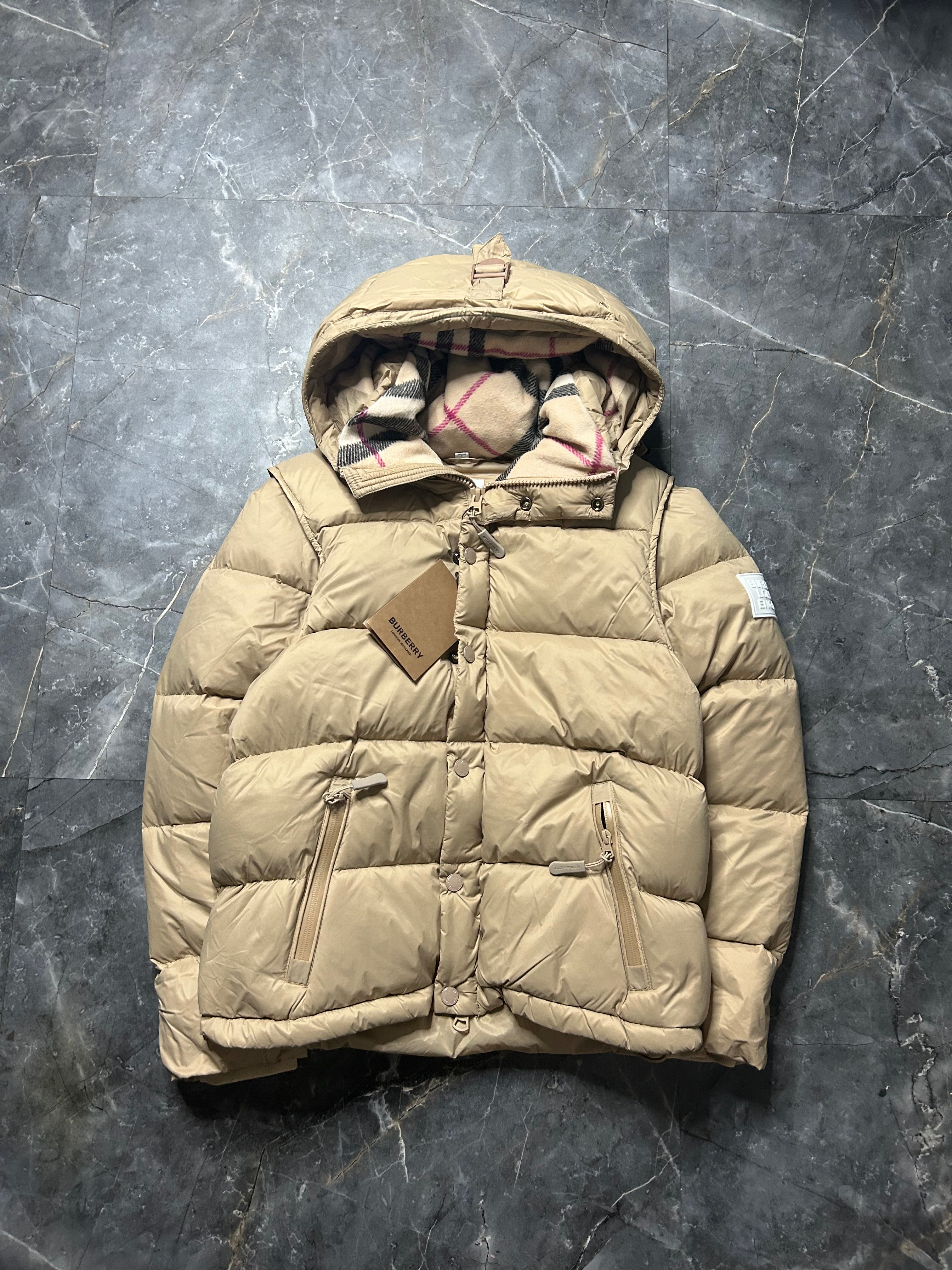 Burberry beige puffer