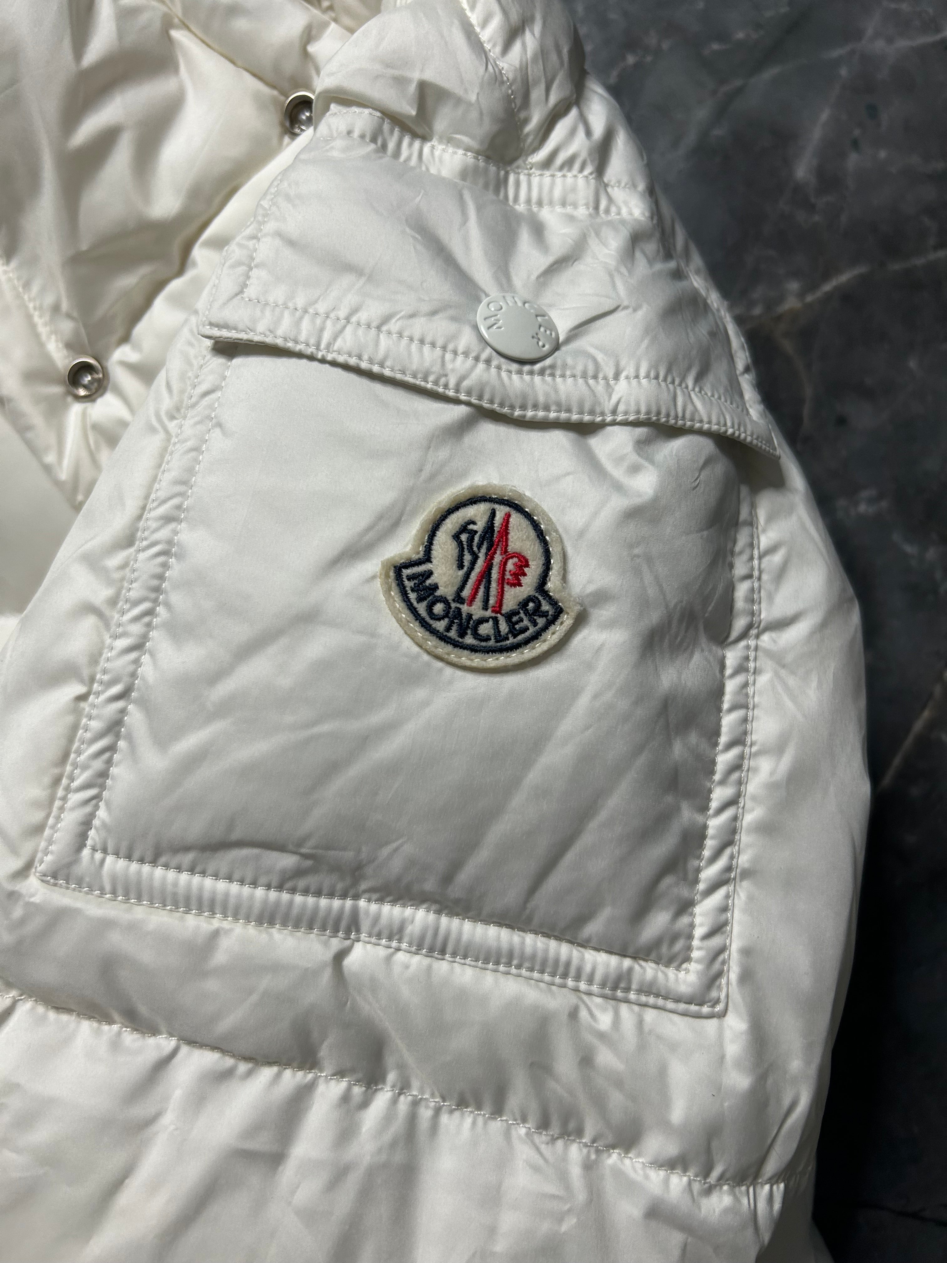 Moncler vezere white
