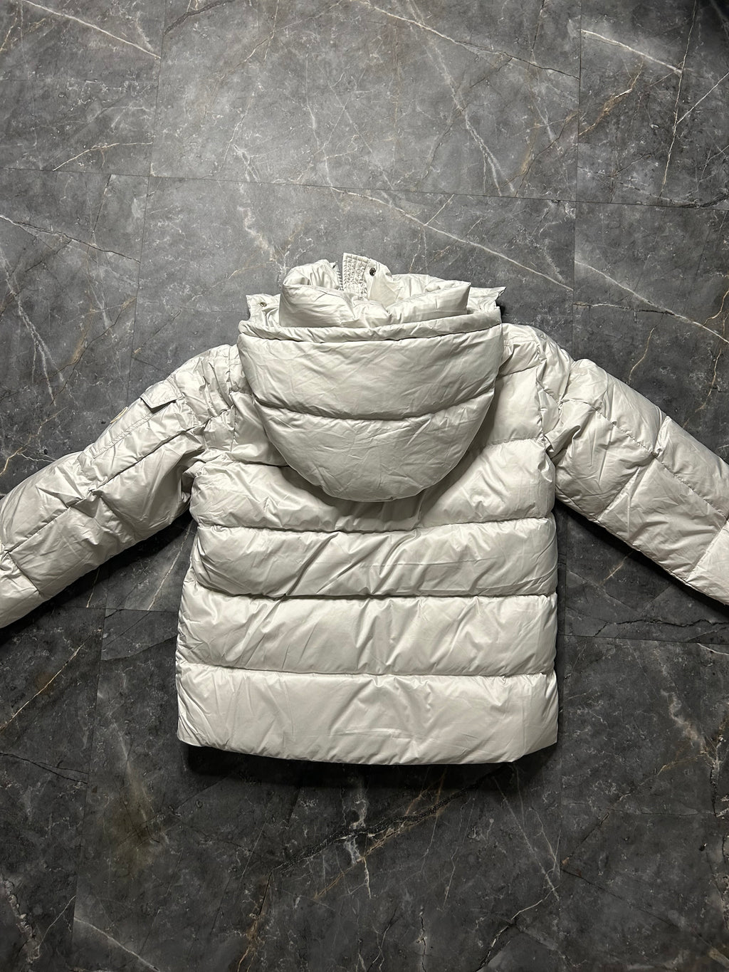 Moncler vezere light grey
