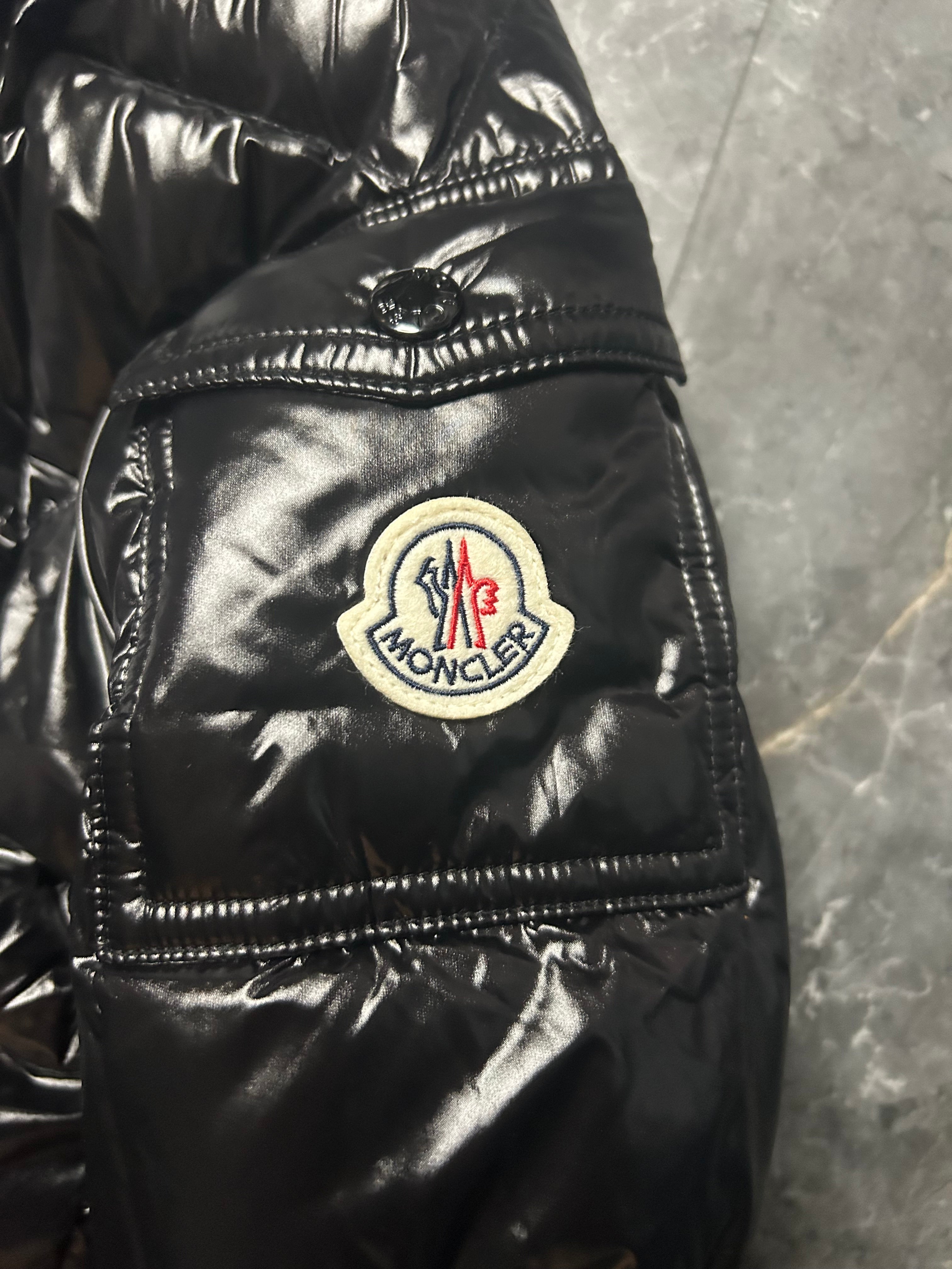 Moncler maya black